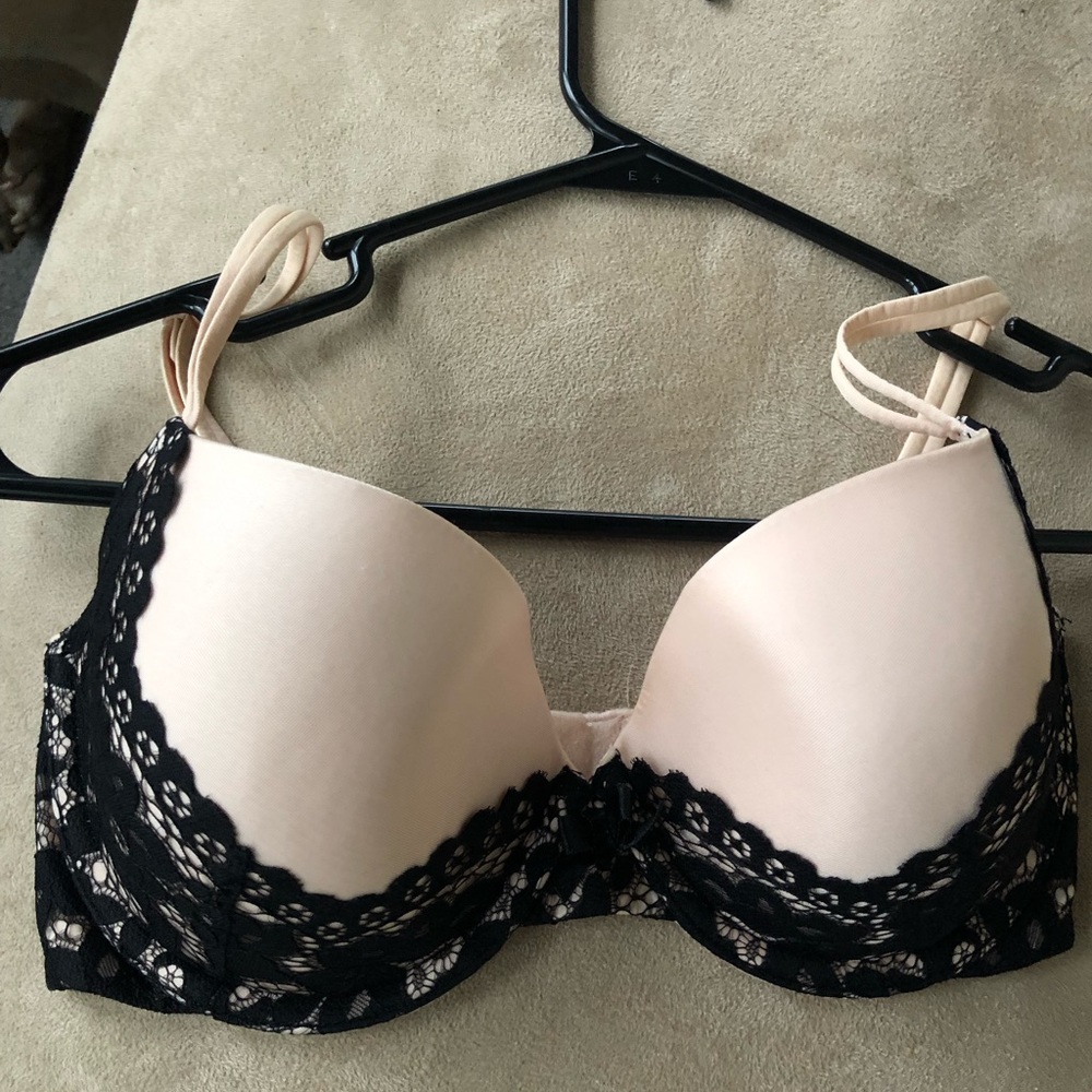 Victoria’s Secret bra